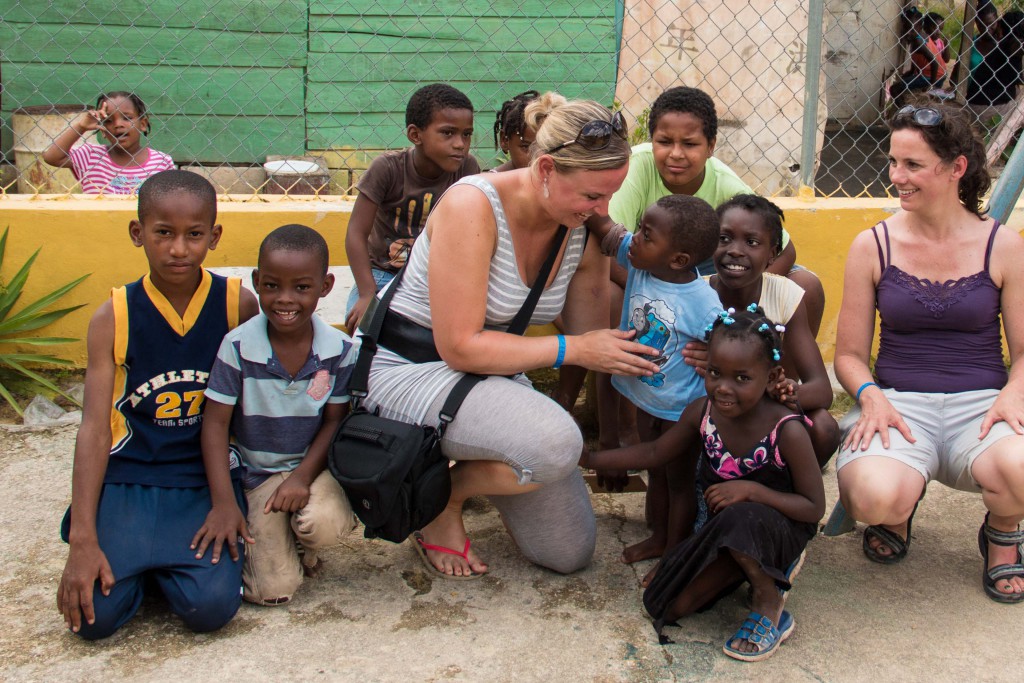 Dominicaanse Republiek-Punta Cana-locals-school-kinderen